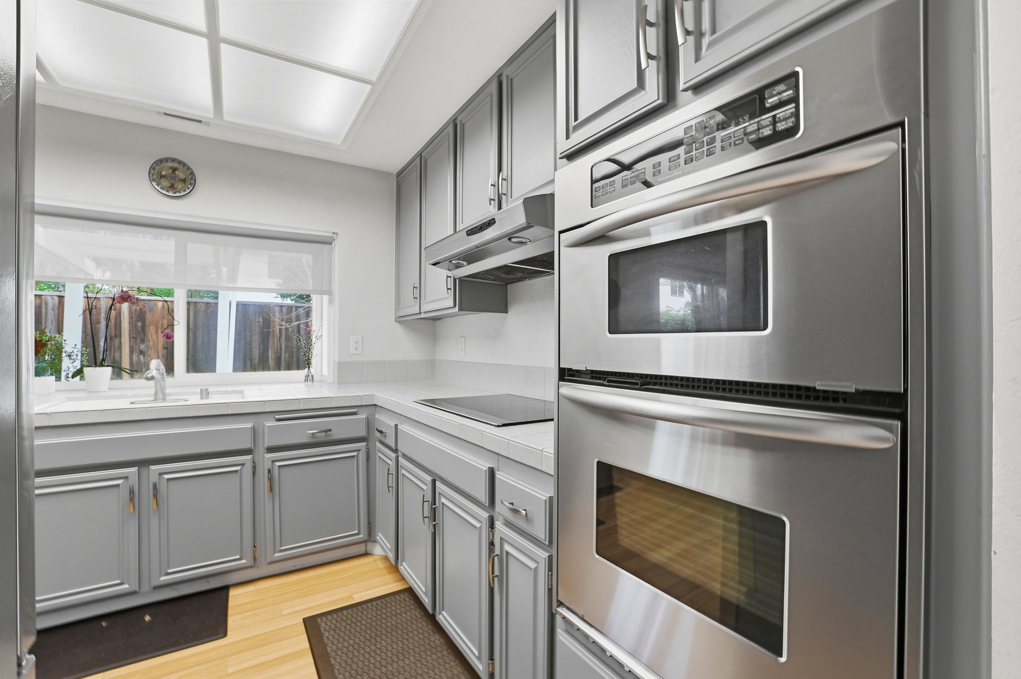 013_F8_148 Red River Way