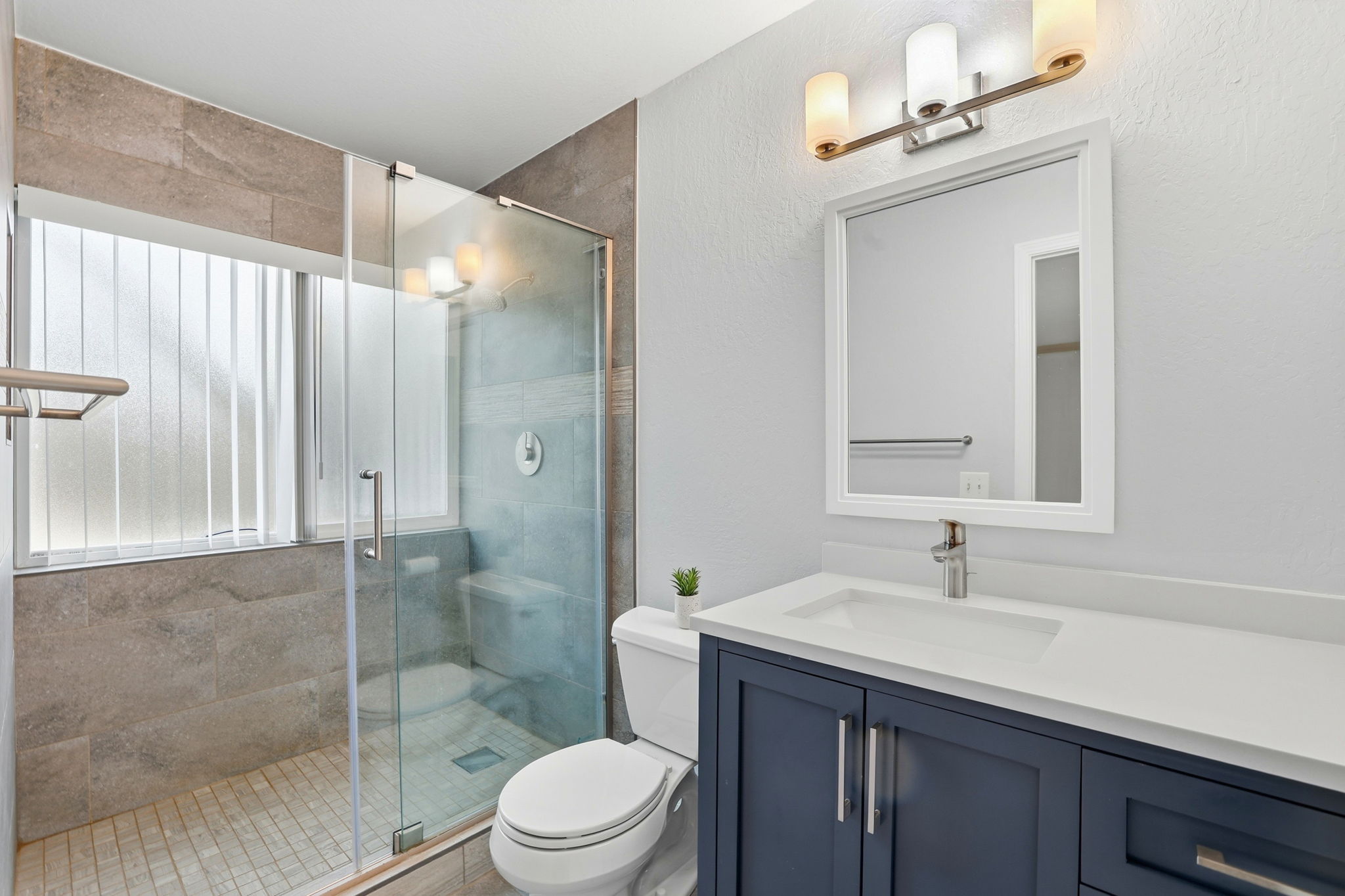 031_F8_148 Red River Way