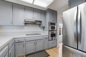 014_F8_148 Red River Way