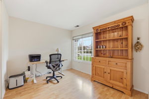 021_F8_148 Red River Way