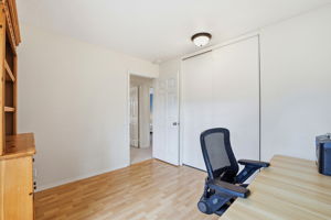 022_F8_148 Red River Way