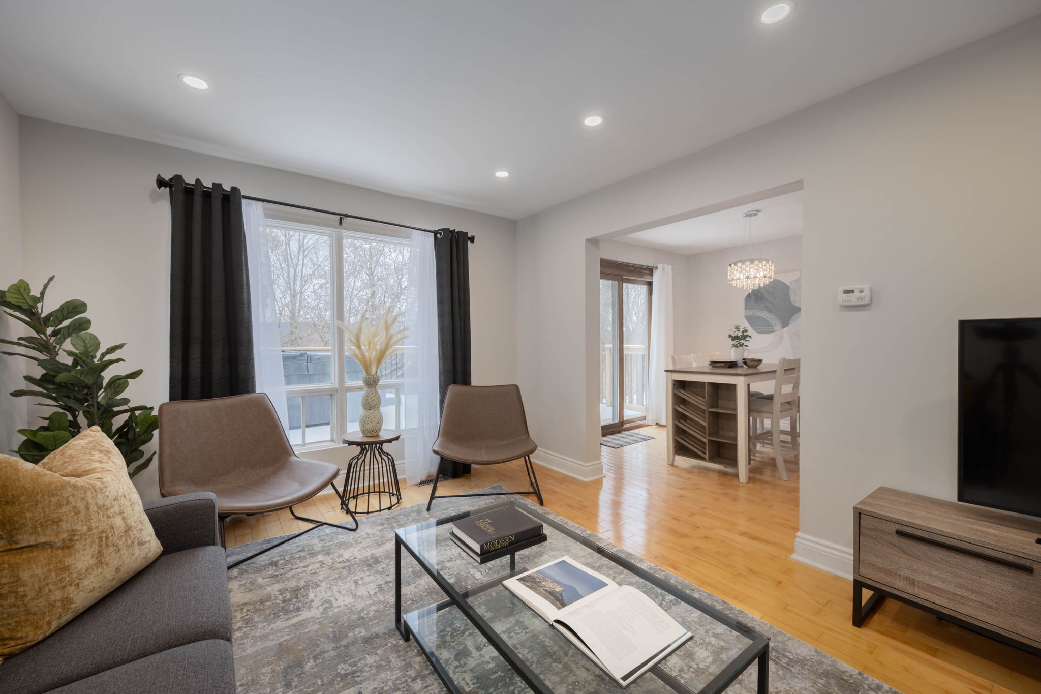 Aurora property showcase — delivered property photograph 14