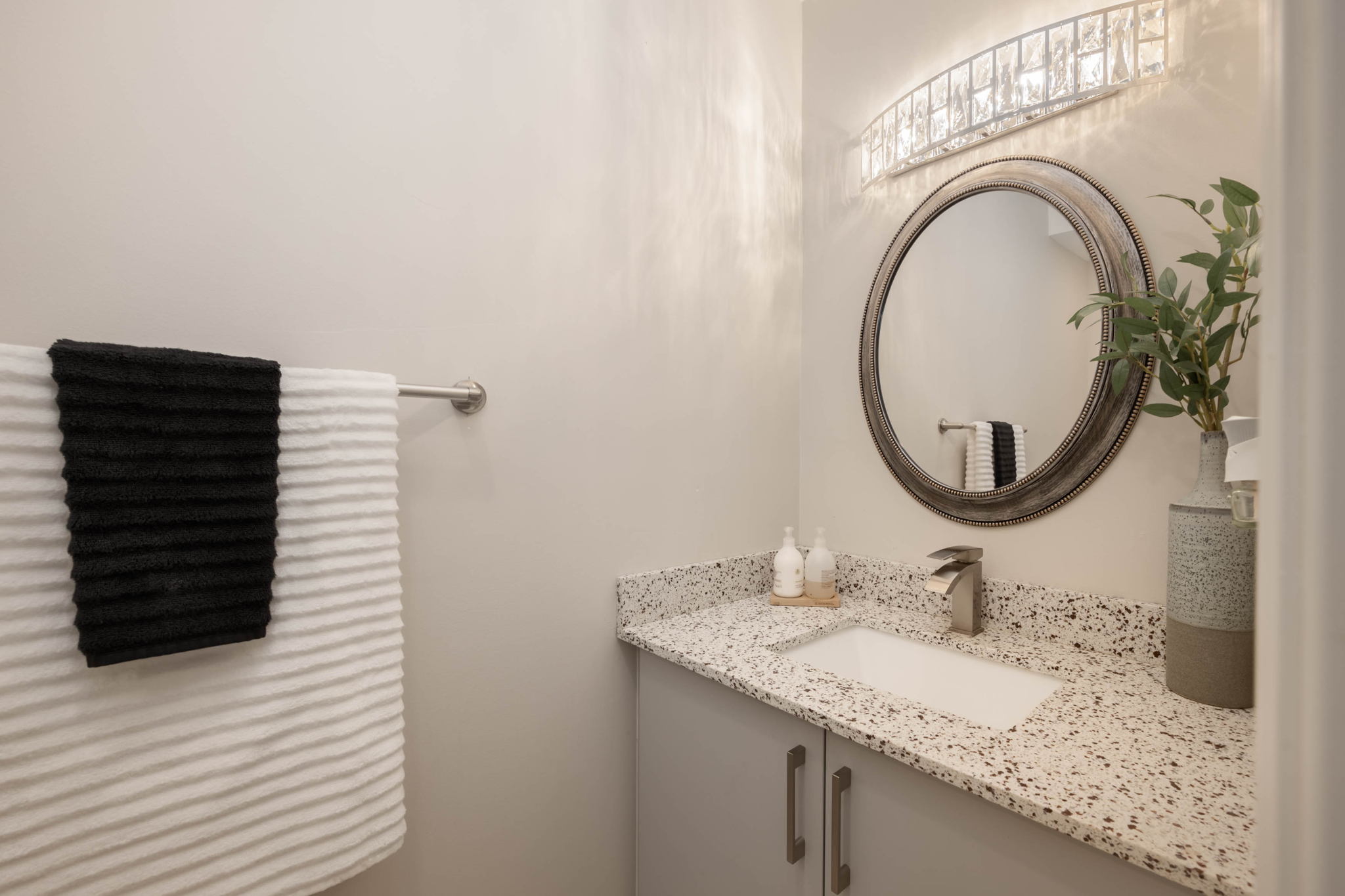 Aurora property showcase — delivered property photograph 15