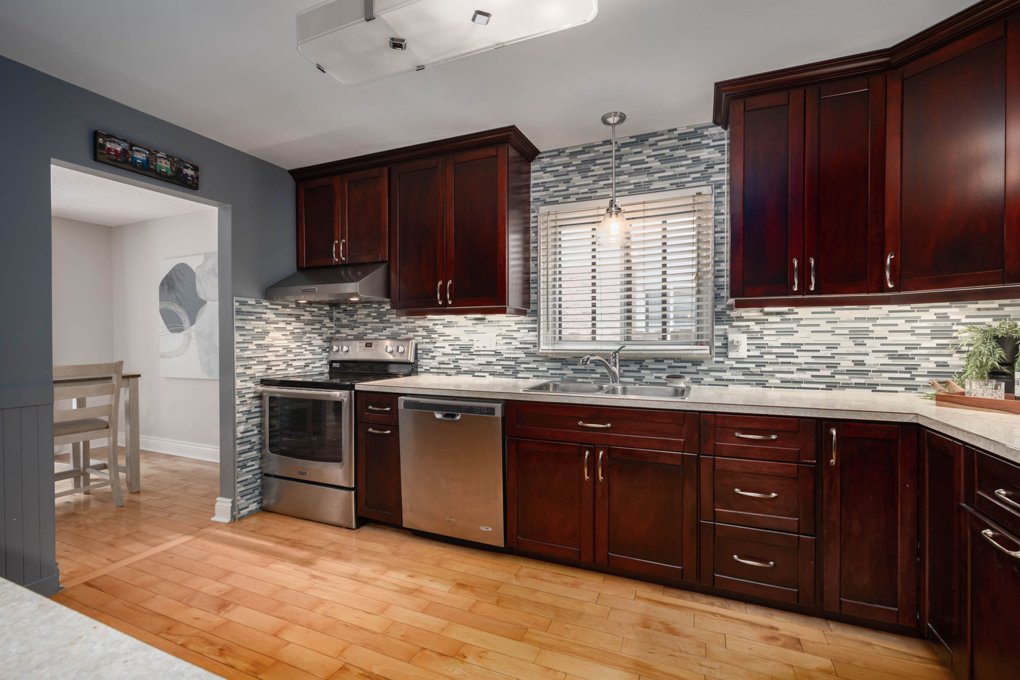 Aurora property showcase — delivered property photograph 6