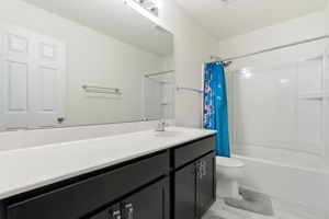  Photo 31