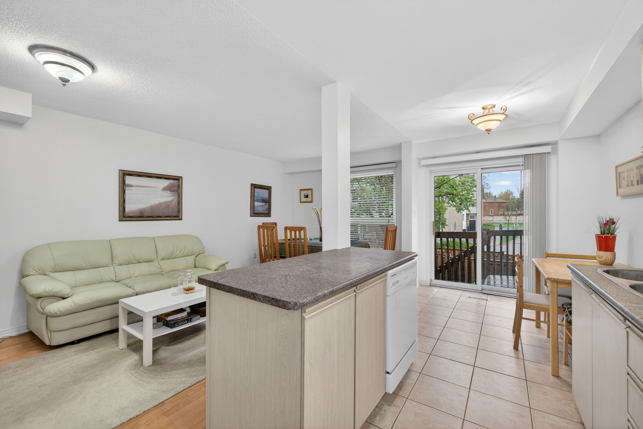 1480 Britannia Rd W unit 24, Mississauga, ON L5V 2K4, Canada Photo 21