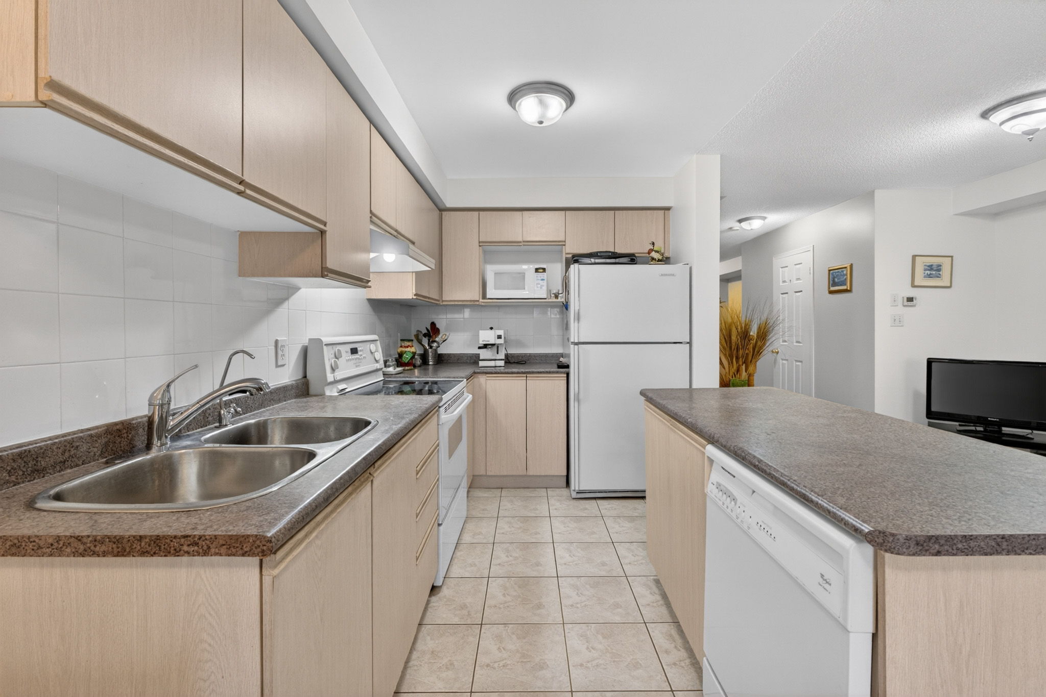 1480 Britannia Rd W unit 24, Mississauga, ON L5V 2K4, Canada Photo 23