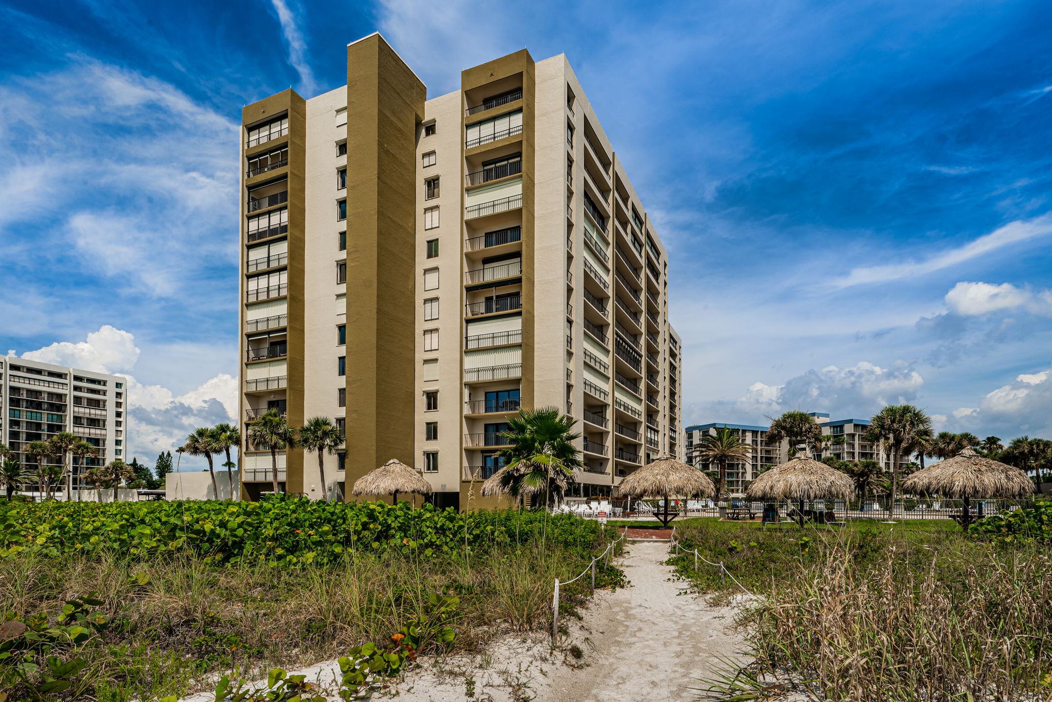 Rear Exterior6