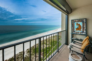 Living Room Balcony1a