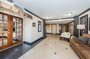 Lobby2