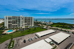 Bedroom2 Balcony View3