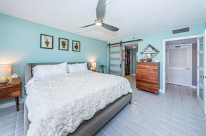 Master Bedroom1b