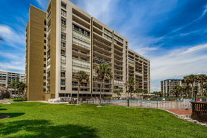 Rear Exterior1