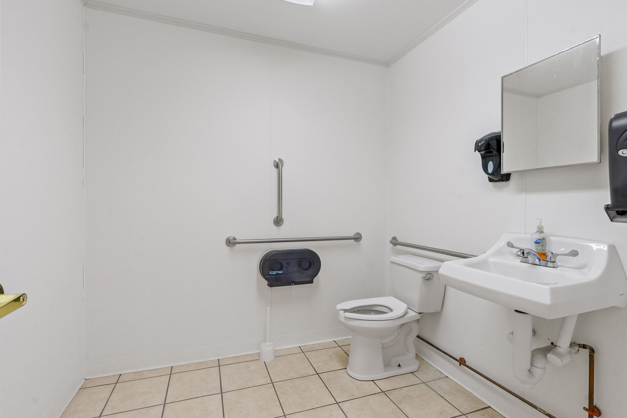  Photo 16