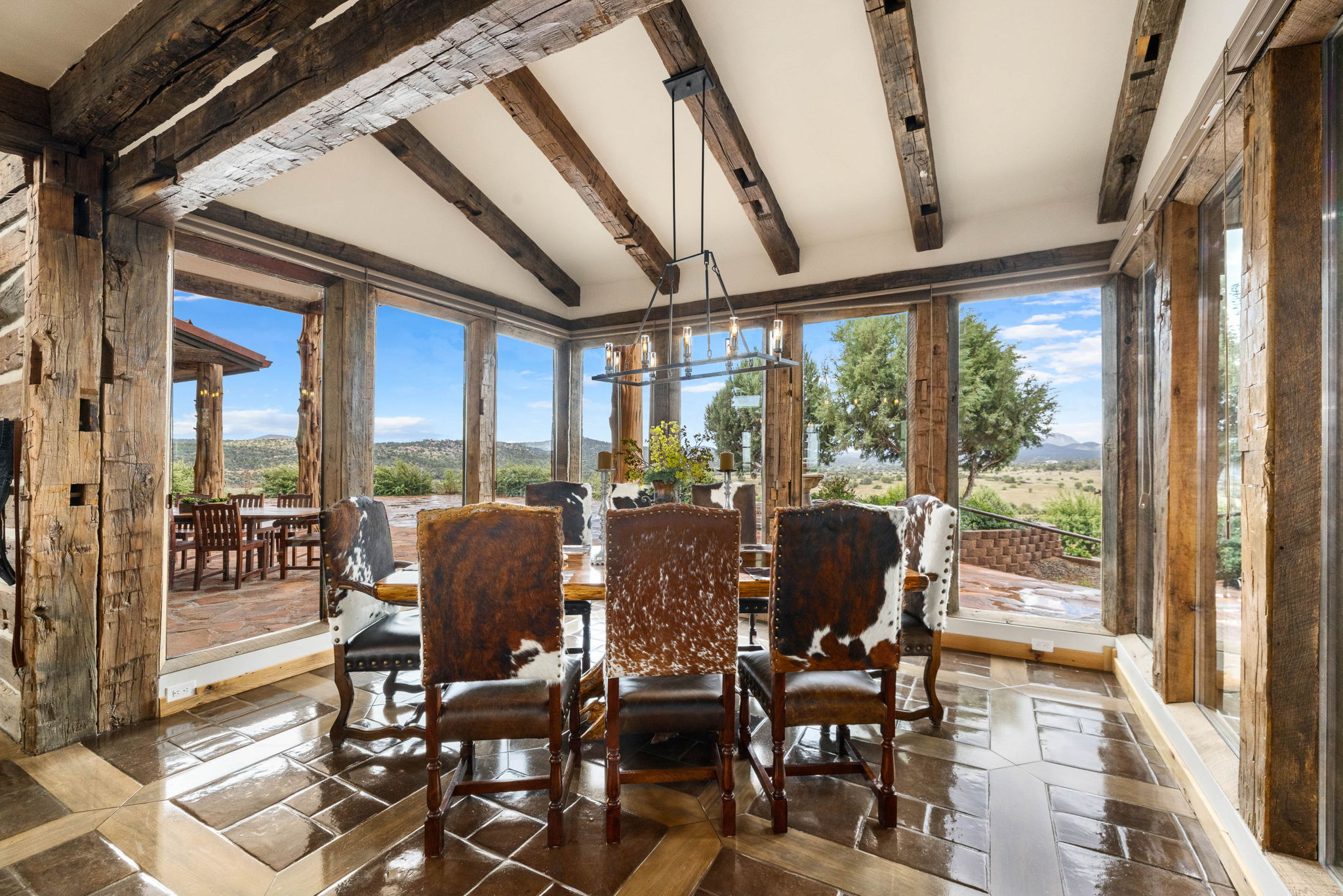 Dining Room (1)