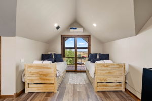 Family Room (3)