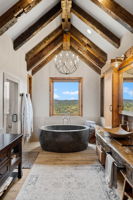 Primary Bathroom (3)