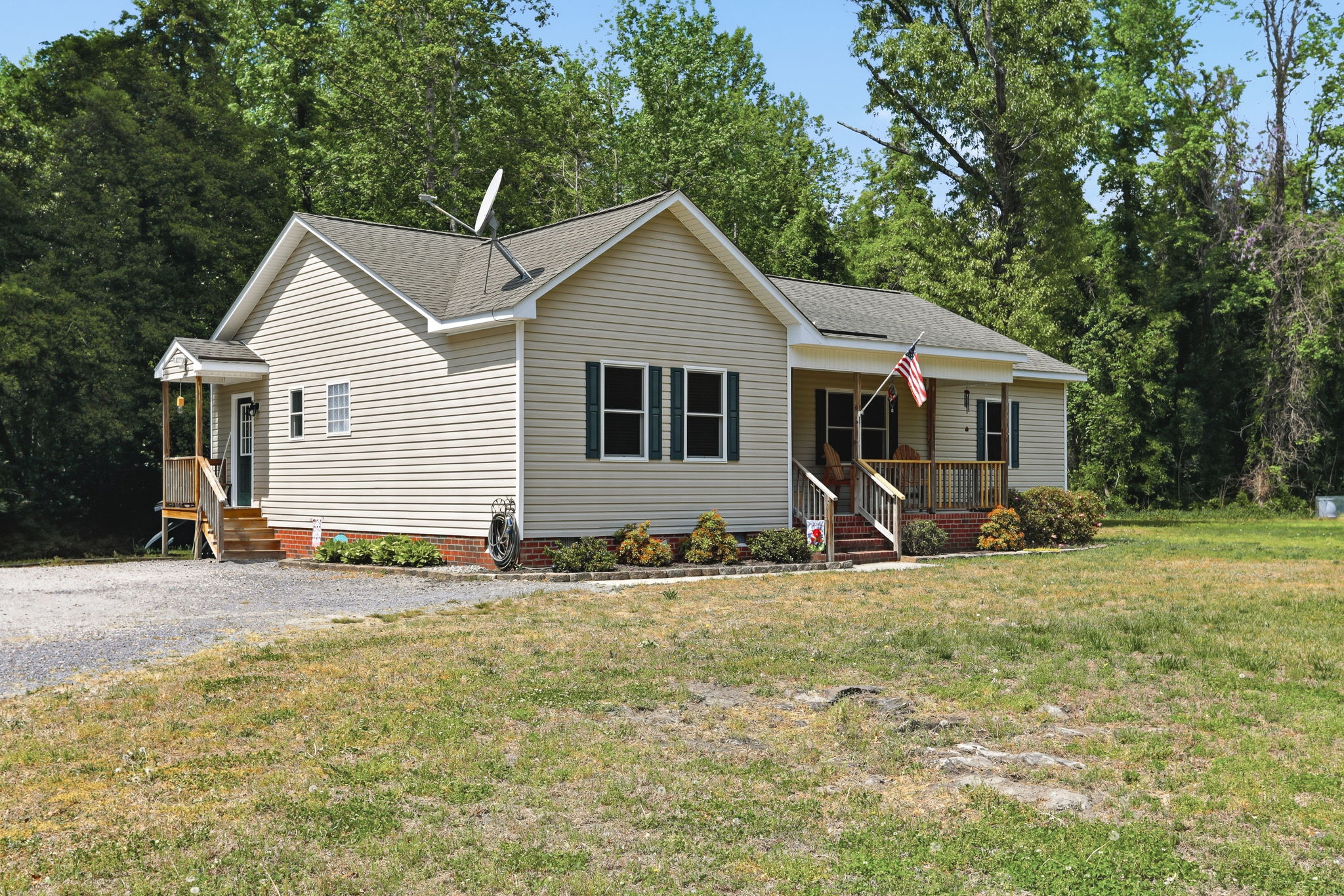 02-Exterior Front