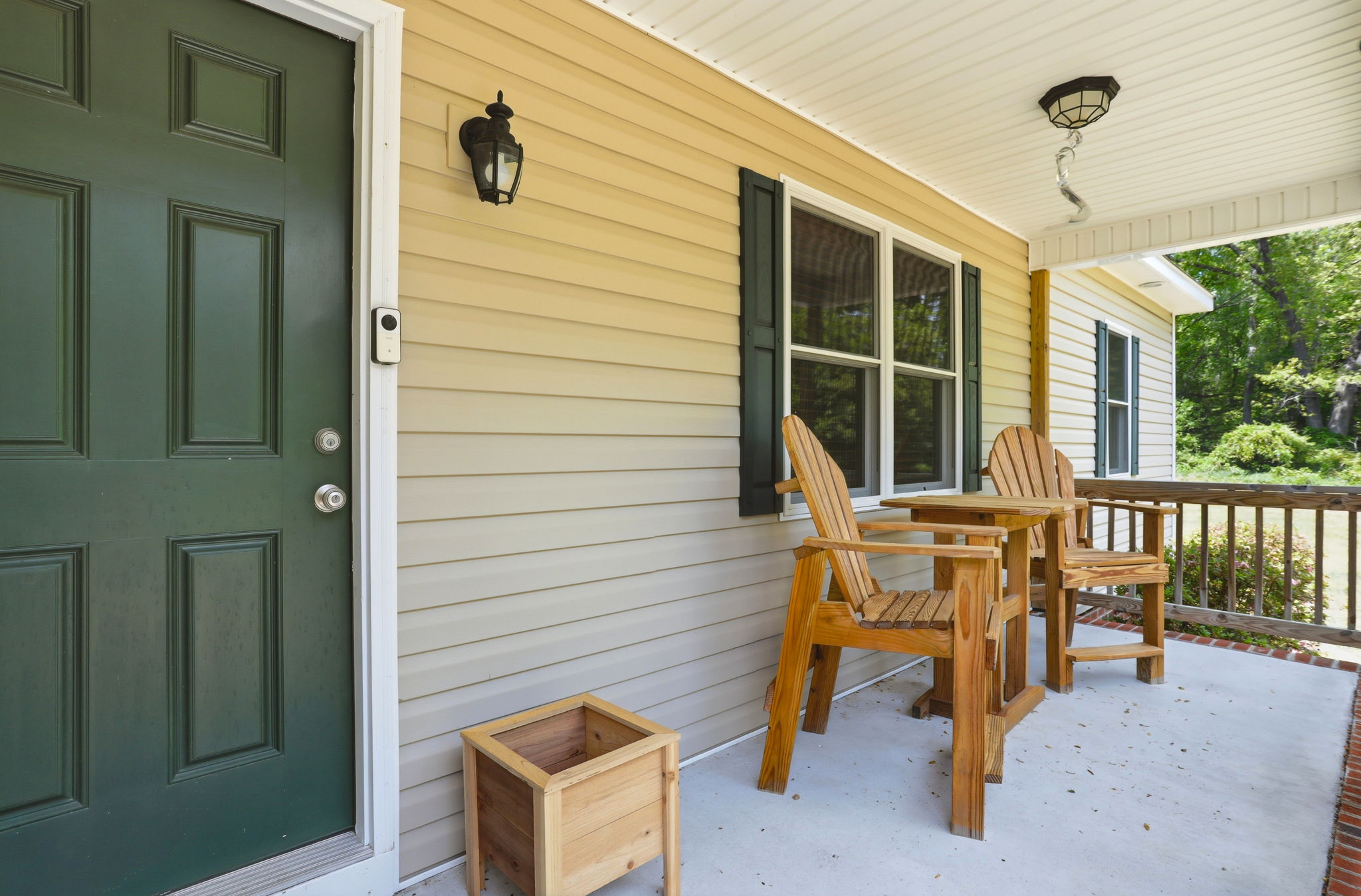 05-Front Porch