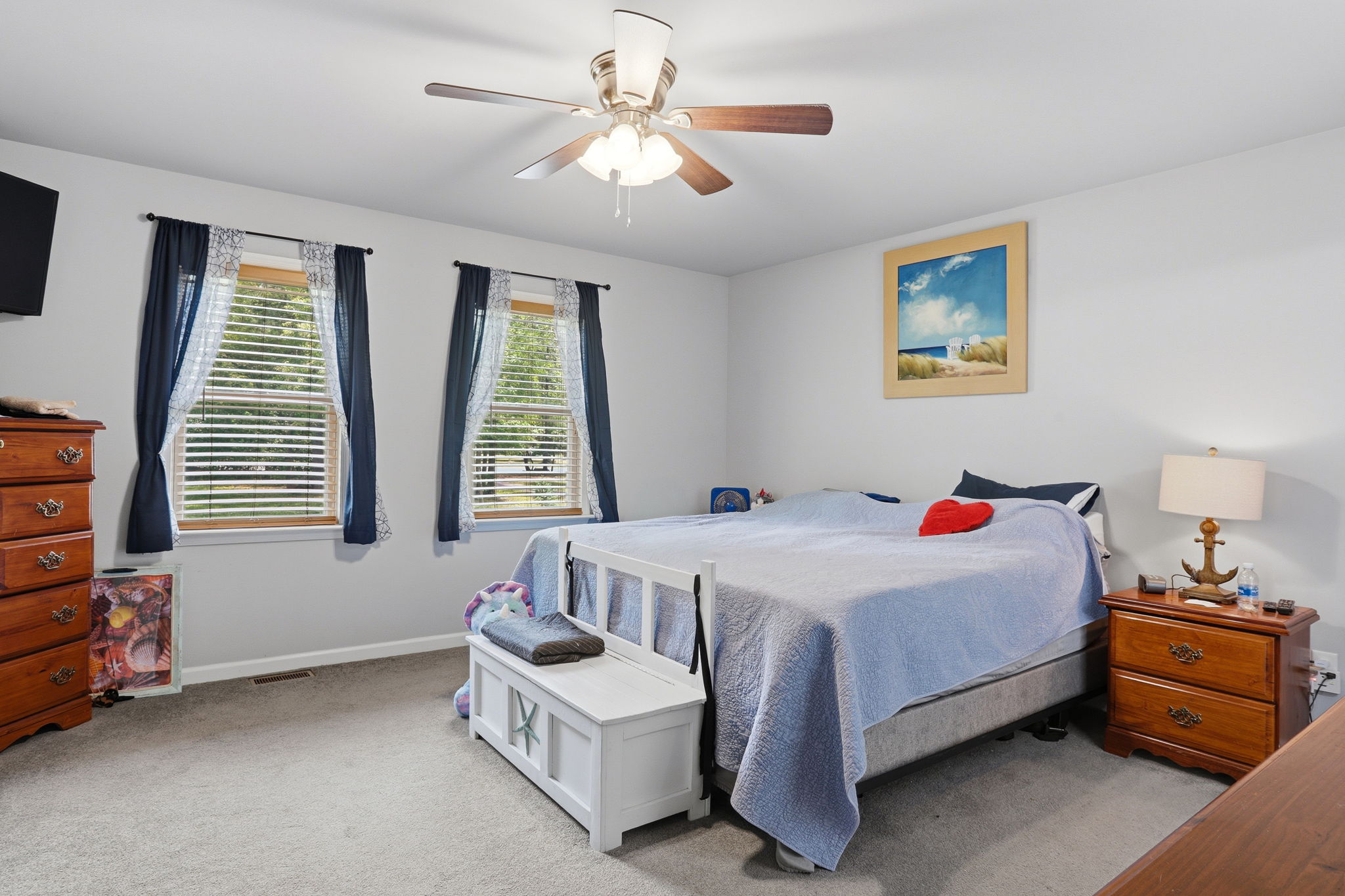 18-Primary Bedroom