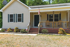 04-Exterior Front