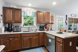 14-Kitchen