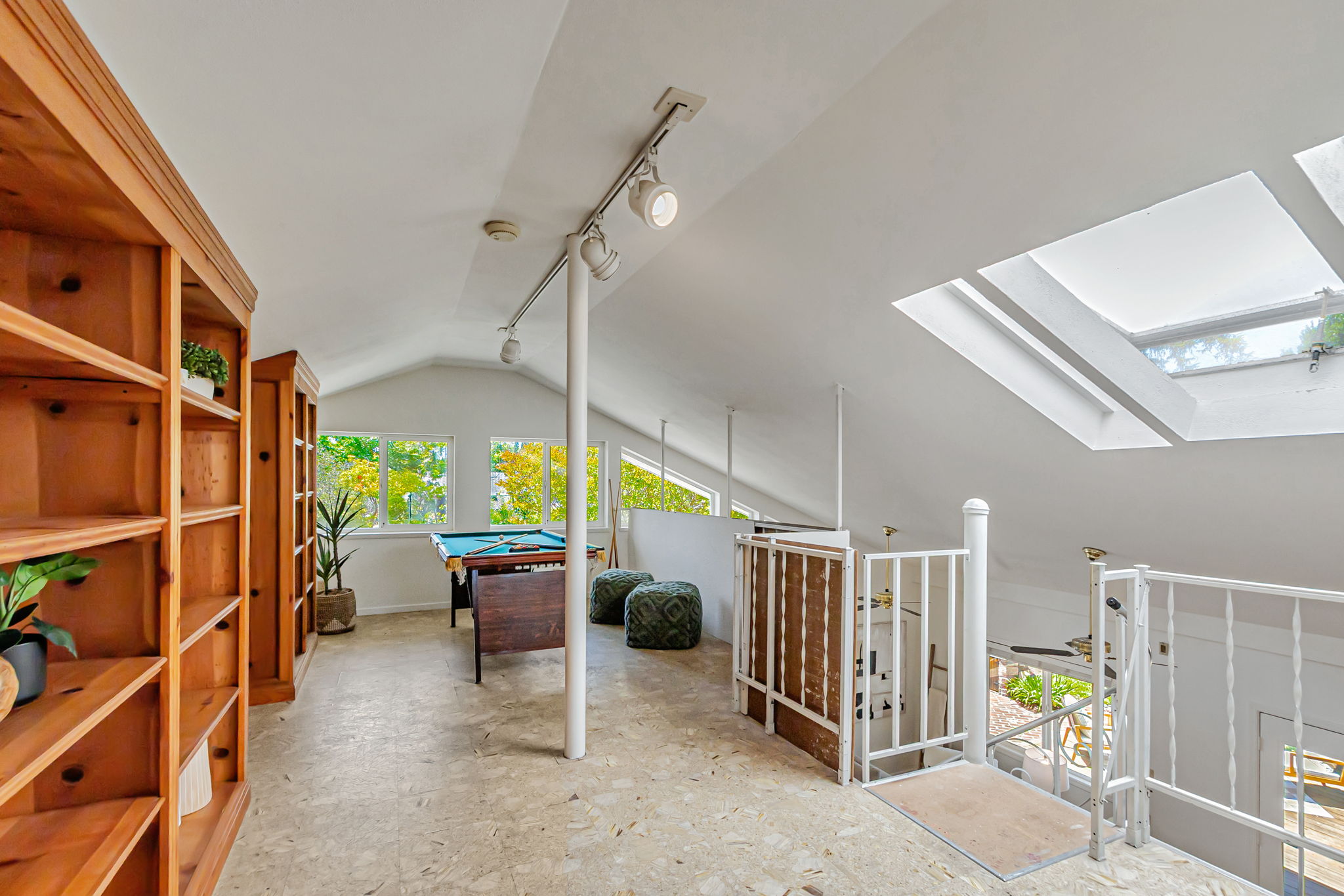045_ 14805 Acton Dr  San