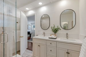 056_ 14805 Acton Dr  San