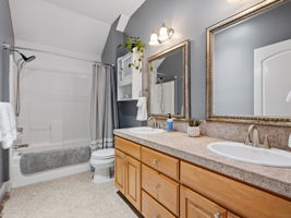 4th full bathroom, upstairs