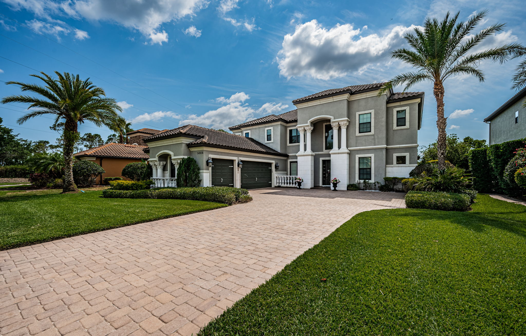 Front Exterior3