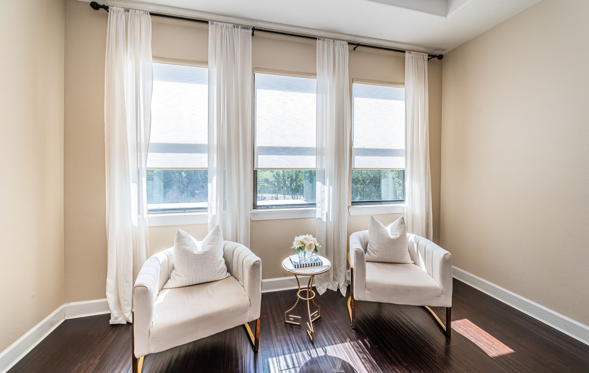 Master Bedroom1b