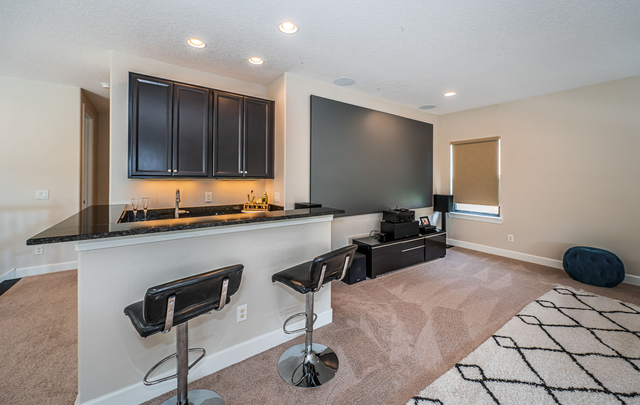 Upper Level Bonus Room1d