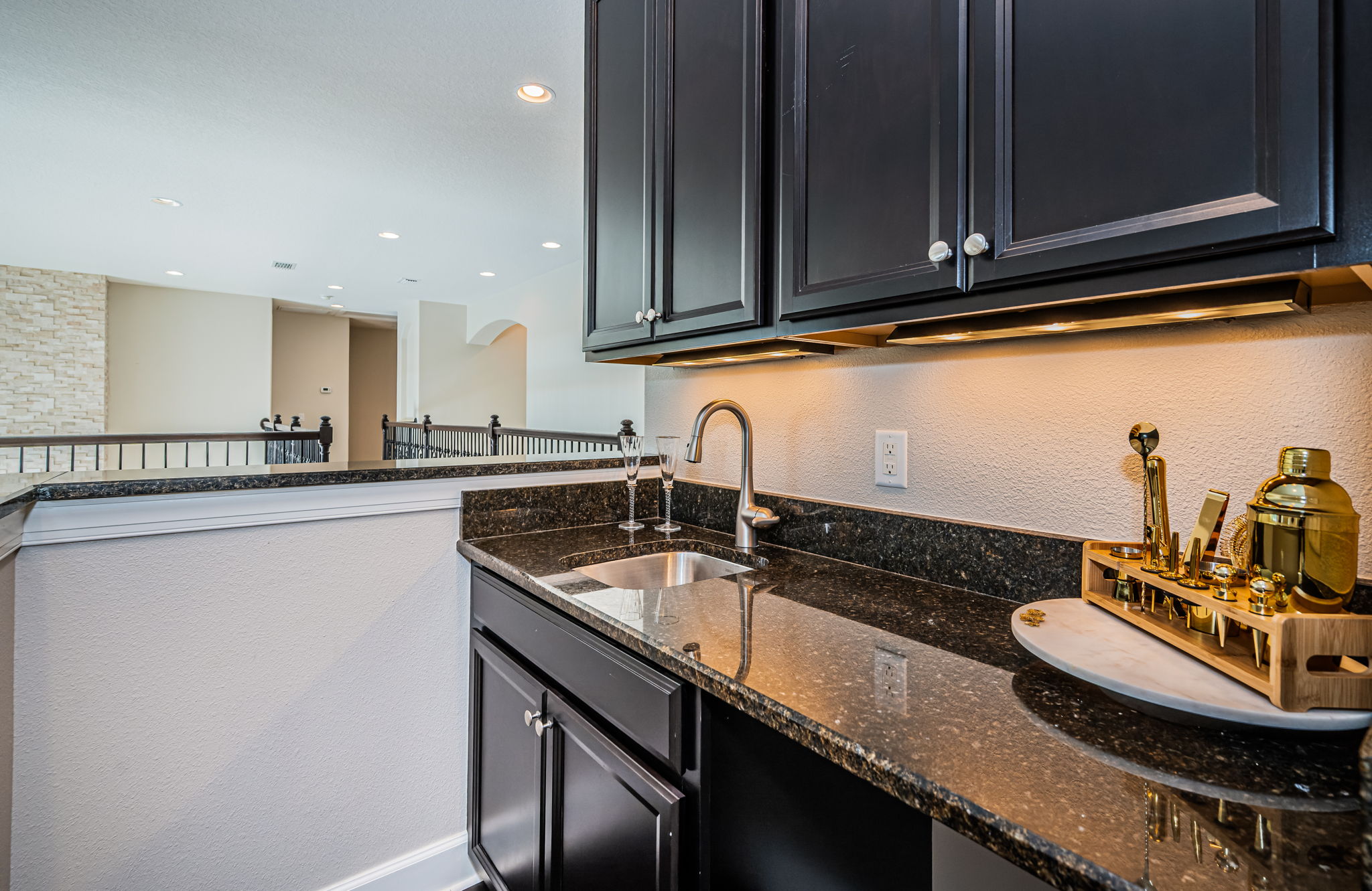 Upper Level Bonus Room1j