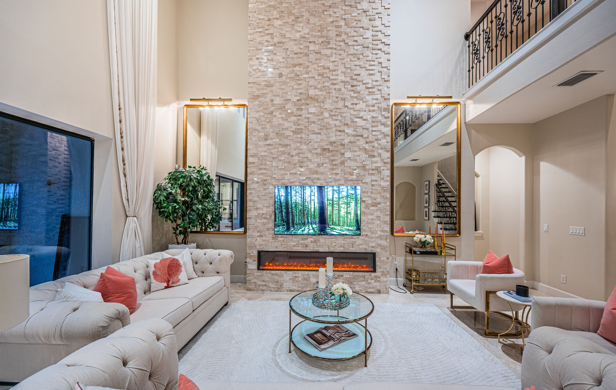 Living Room25