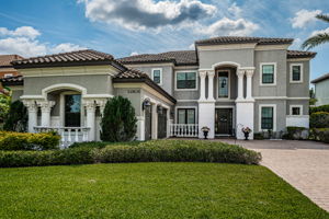 Front Exterior4