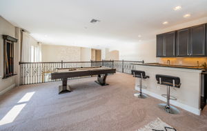 Upper Level Bonus Room1i