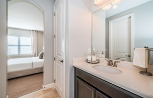 Upper Level Jack n Jill Bathroom1a
