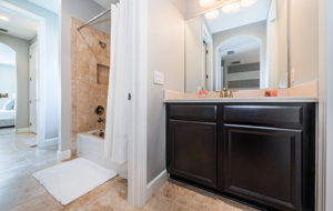 Upper Level Jack n Jill Bathroom1d