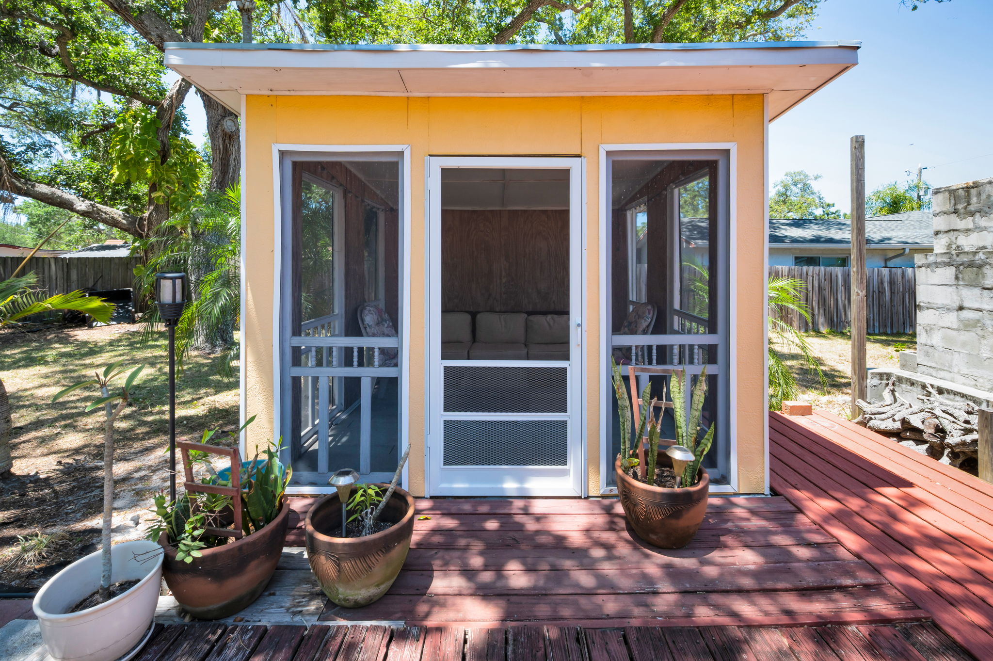 Screened Sun Room1