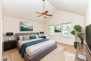 DSC_0317 virtually staged.jpeg