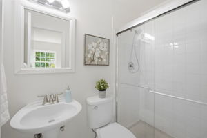 Primary ensuite Bathroom