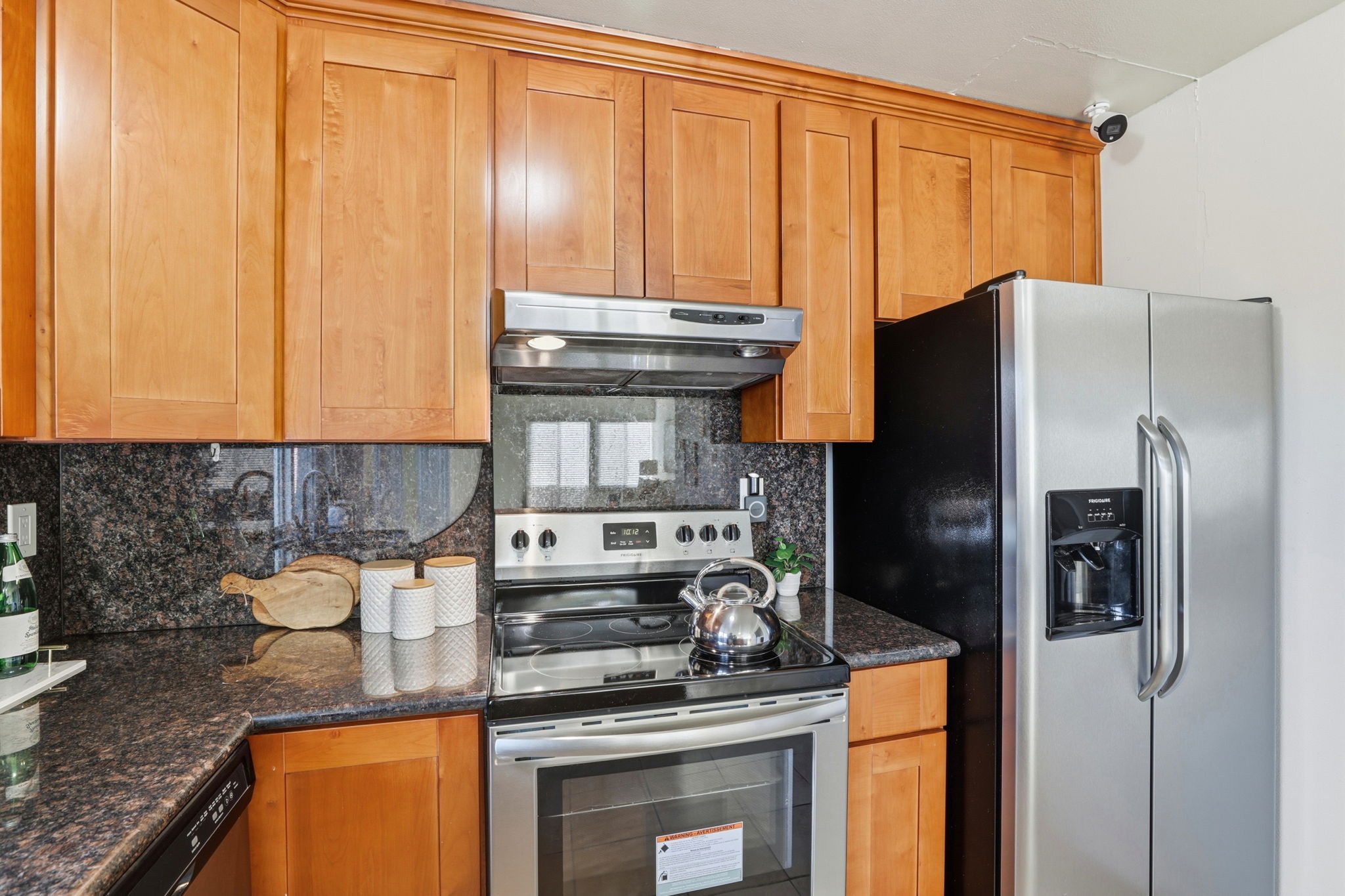 013_f8_1482 La Boheme Way