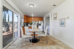 014_f8_1482 La Boheme Way