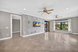 Living Room 2 of 6