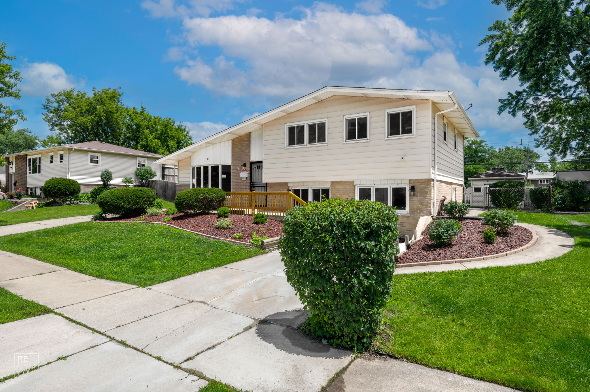 14528 Parkside Ave, Oak Forest, IL 60452_001