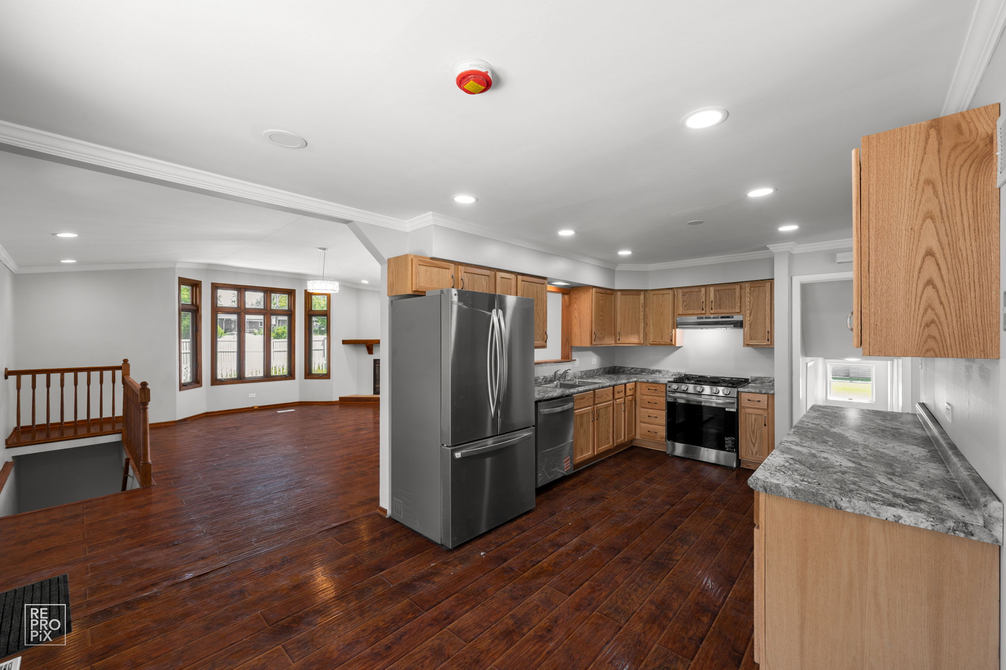 14528 Parkside Ave, Oak Forest, IL 60452_003