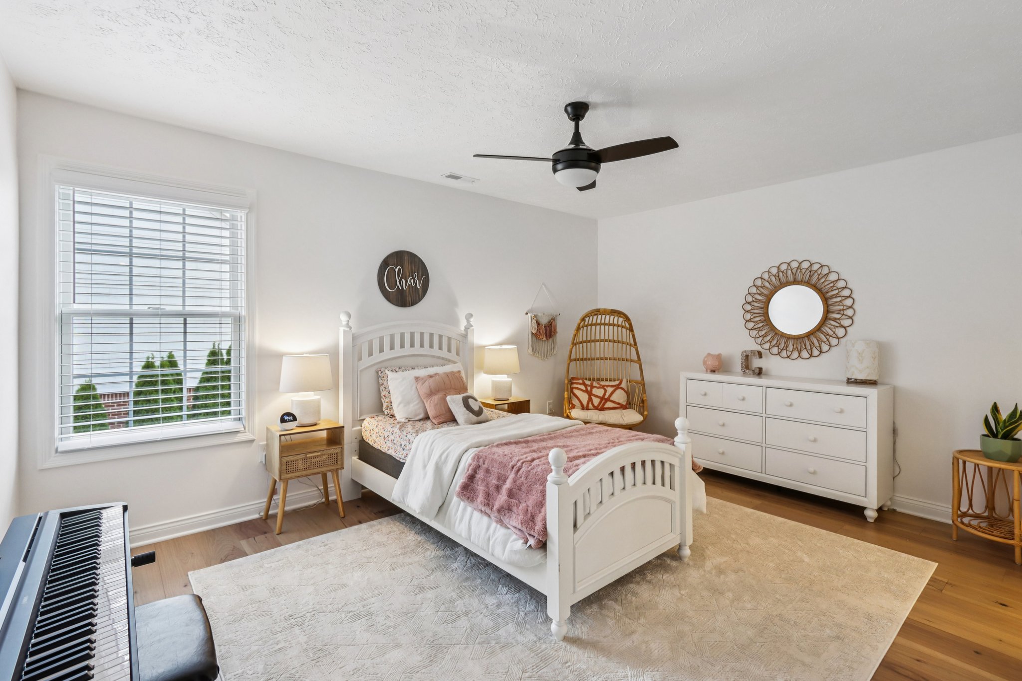 Bixby Dr-S0311-040.jpg