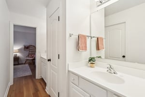 Bixby Dr-S0311-037.jpg