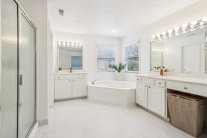 Bixby Dr-S0311-046.jpg