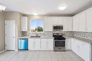 E 119th Ave-S2008-012.jpg